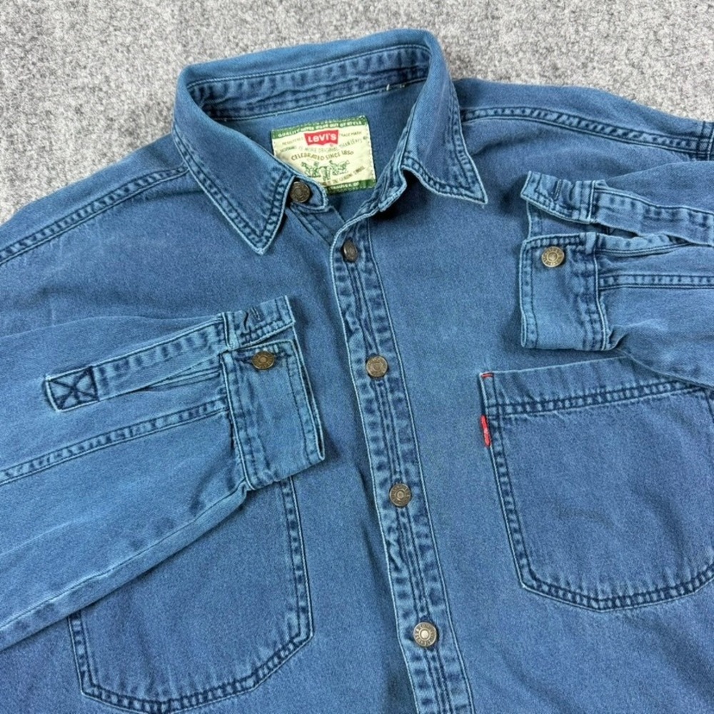 Vintage 90s Levis Button Down Shirt Mens XL Blue Denim Metal Button Long Sleeve